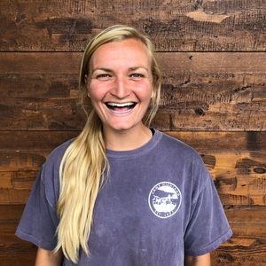 Meet your Posher, Caitlin